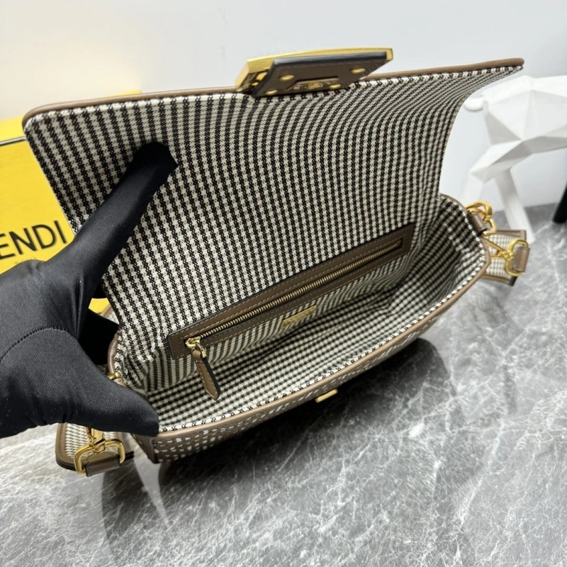 Fendi Top Handle Bags 4081-0040