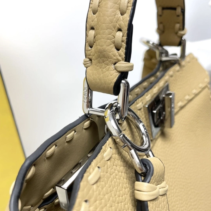 Fendi Top Handle Bags 4081-0047