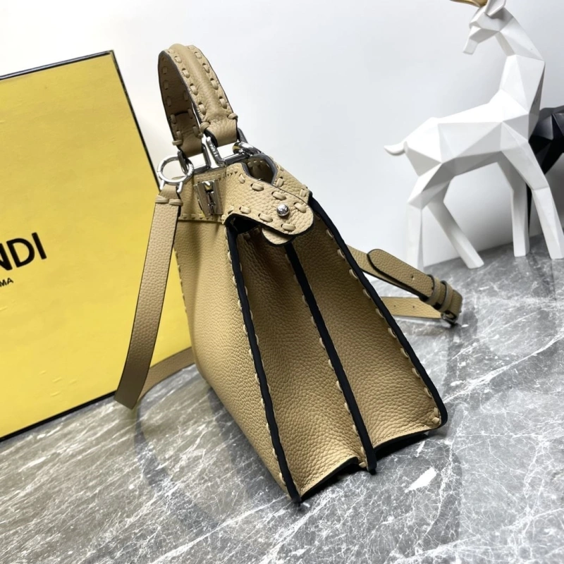 Fendi Top Handle Bags 4081-0047