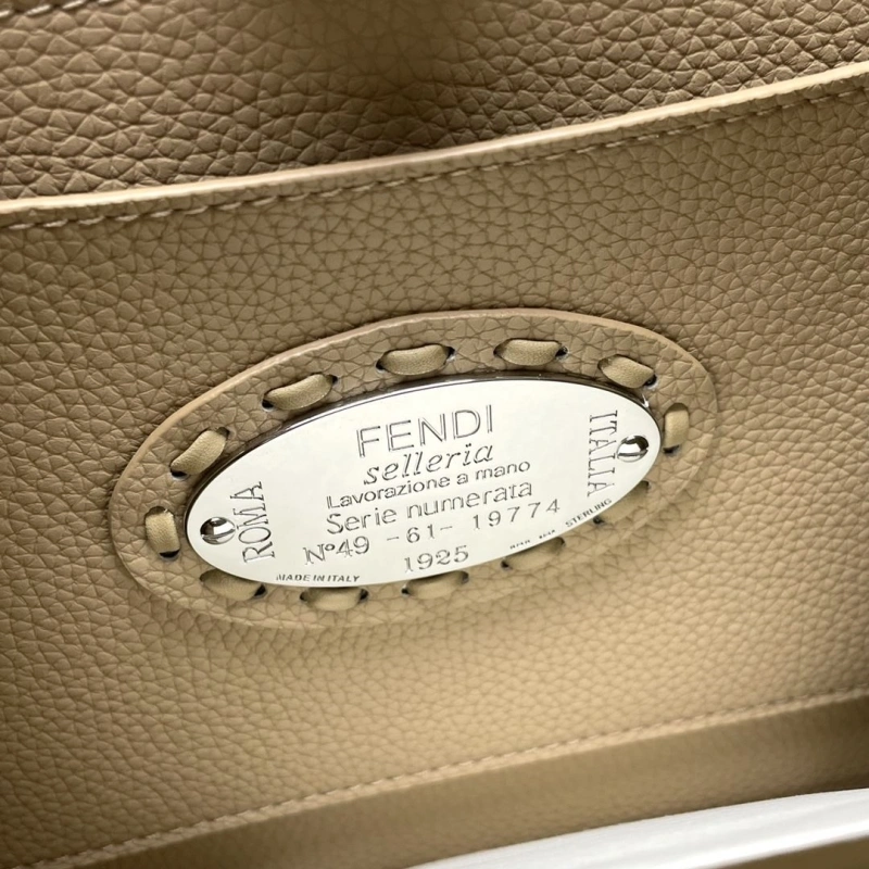Fendi Top Handle Bags 4081-0047