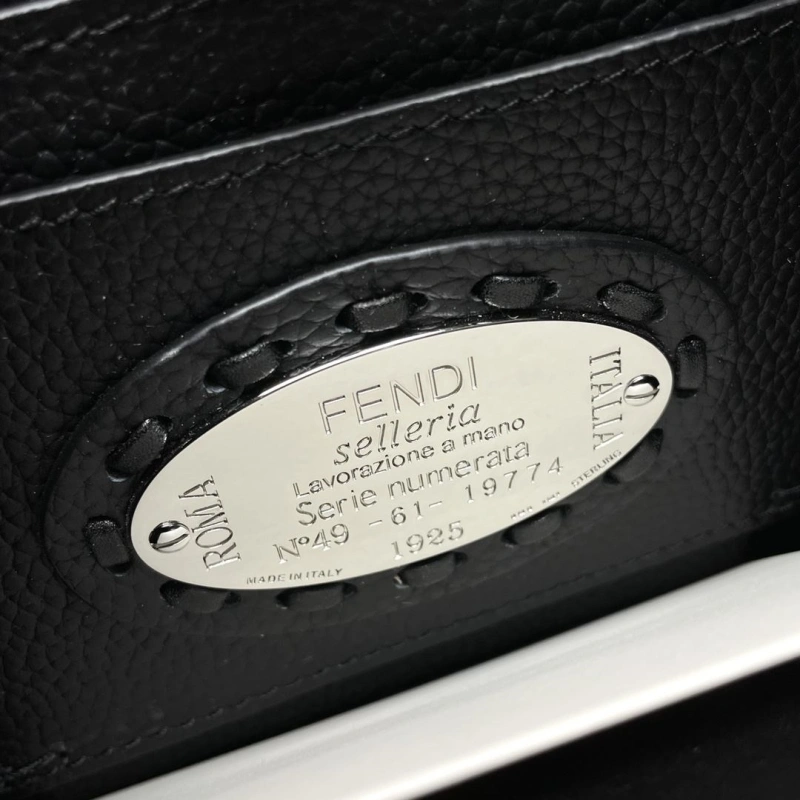 Fendi Top Handle Bags 4081-0051