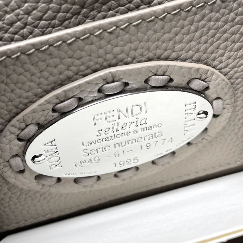 Fendi Top Handle Bags 4081-0053