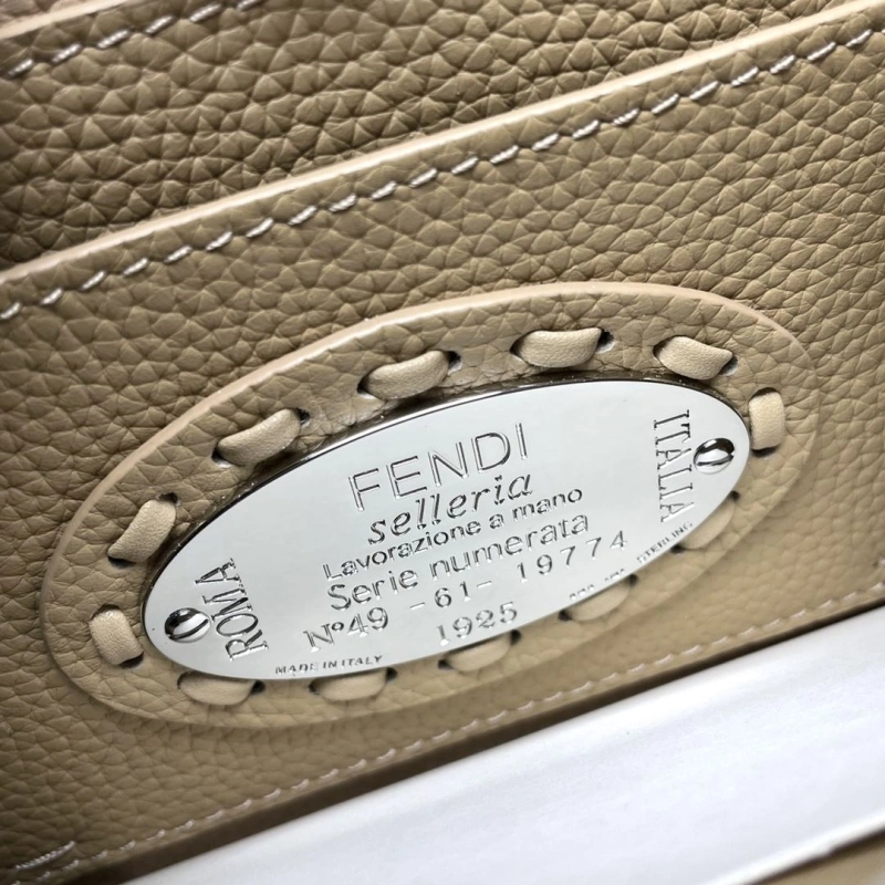 Fendi Top Handle Bags 4081-0054