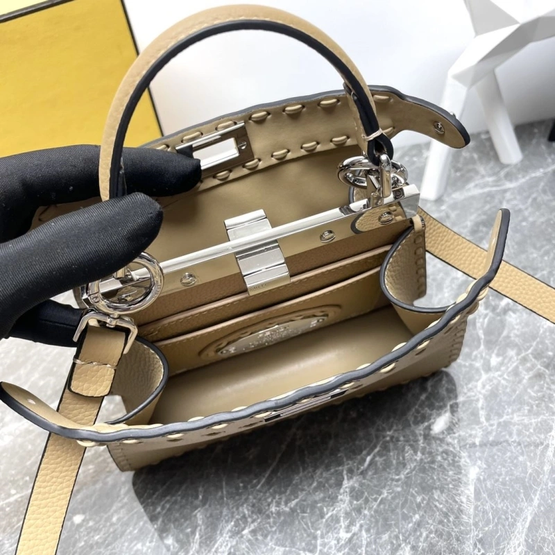 Fendi Top Handle Bags 4081-0054