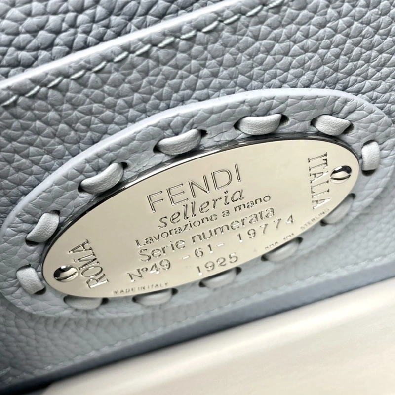 Fendi Top Handle Bags 4081-0058