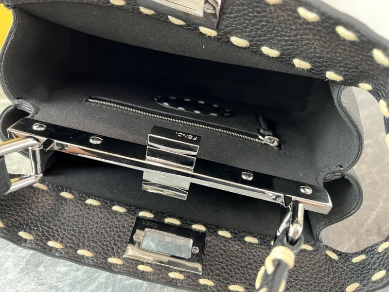 Fendi Top Handle Bags 4081-0061