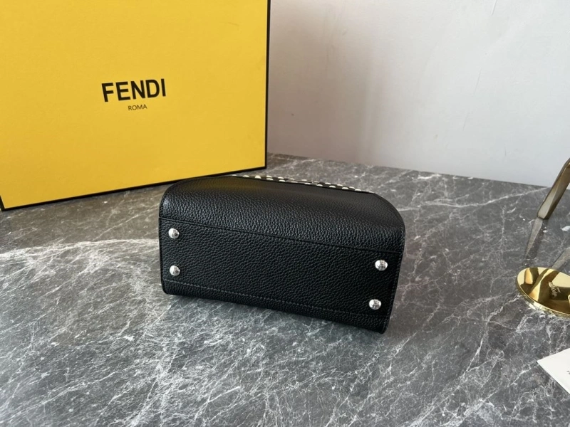 Fendi Top Handle Bags 4081-0061