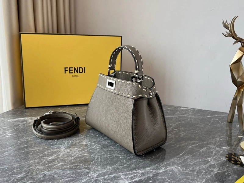 Fendi Top Handle Bags 4081-0065