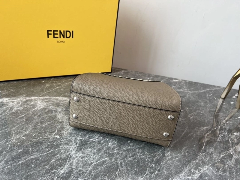 Fendi Top Handle Bags 4081-0065
