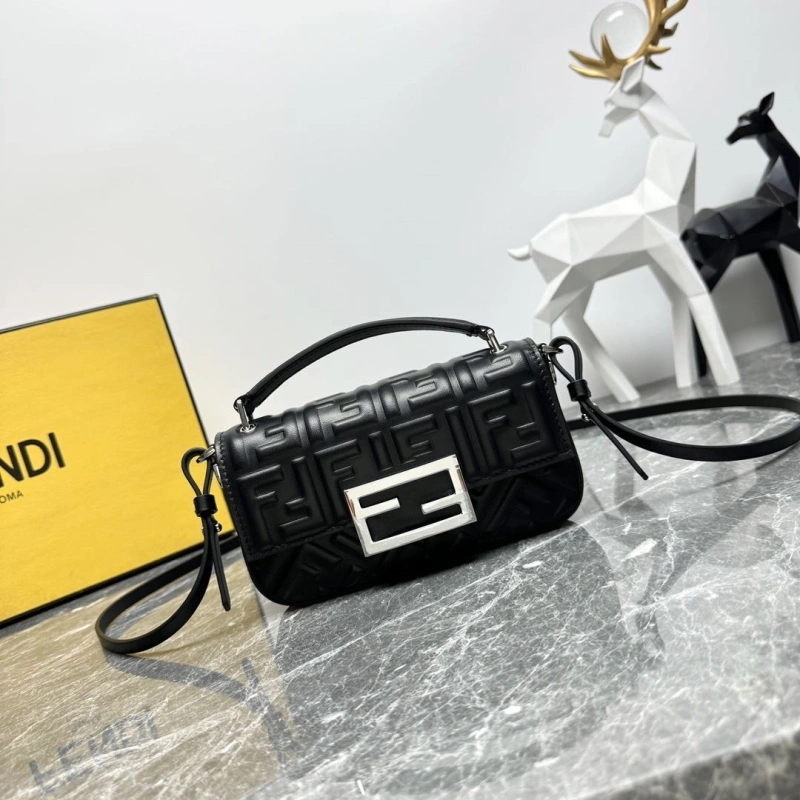 Fendi Baguette Bags 4081-0069