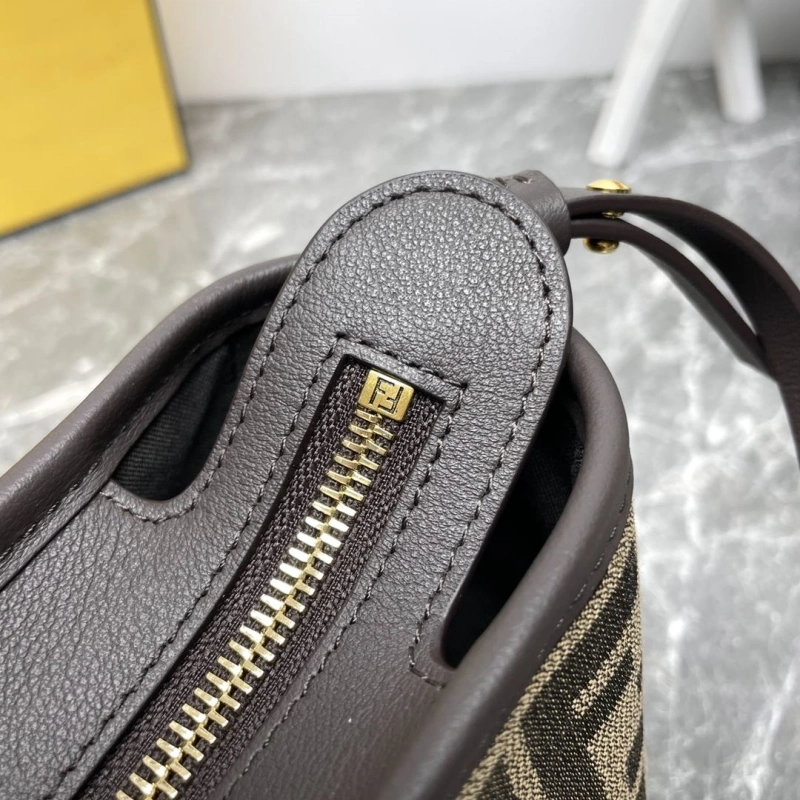 Fendi Shopping Bags 4081-0079