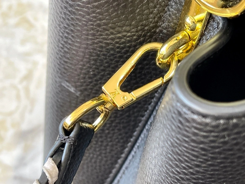 LV Capucines Bags 4081B-0230