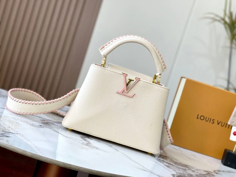 LV Capucines Bags 4081B-0232