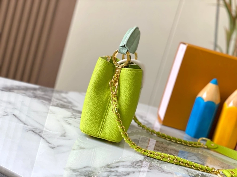 LV Capucines Bags 4081B-0245