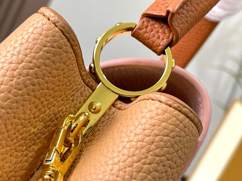 LV Capucines Bags 4081B-0257