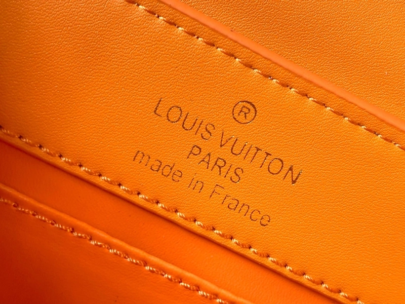 LV Capucines Bags 4081B-0270