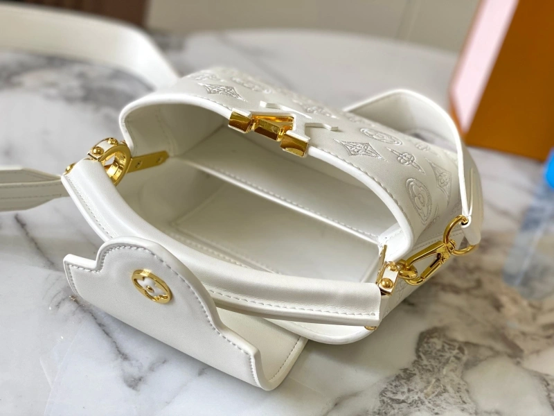 LV Capucines Bags 4081B-0272