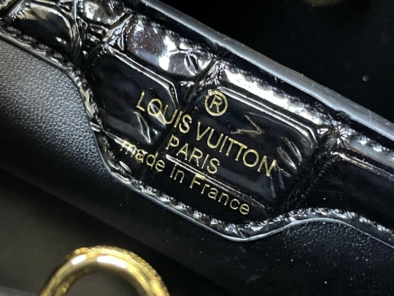 LV Capucines Bags 4081B-0287