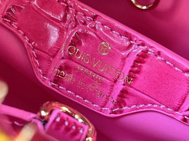 LV Capucines Bags 4081B-0298