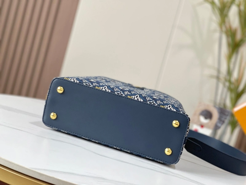 LV Capucines Bags 4081B-0323