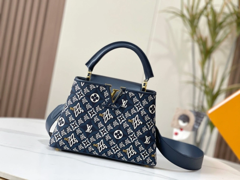 LV Capucines Bags 4081B-0324