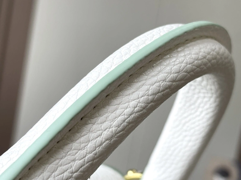 LV Capucines Bags 4081B-0328