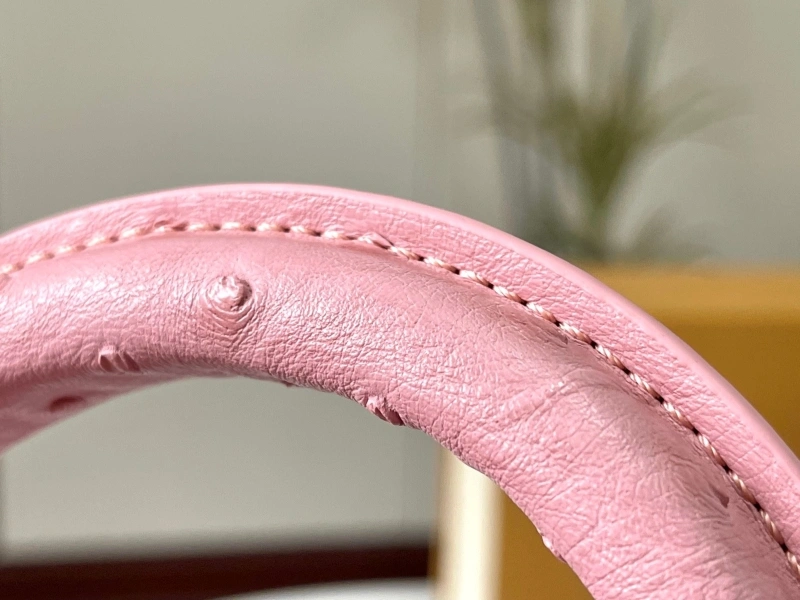 LV Capucines Bags 4081B-0368