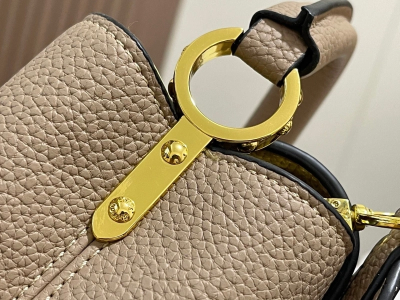 LV Capucines Bags 4081B-0411