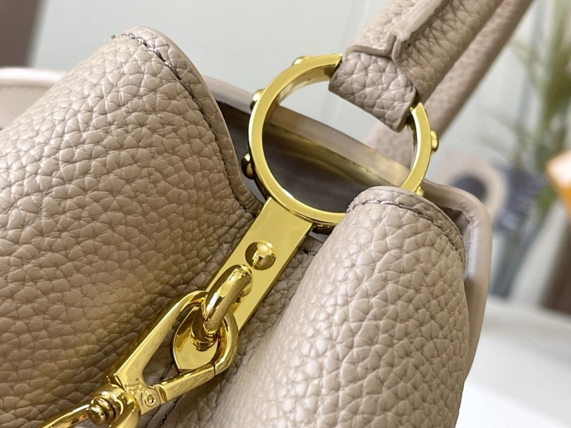 LV Capucines Bags 4081B-0420