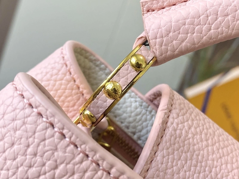 LV Capucines Bags 4081B-0422