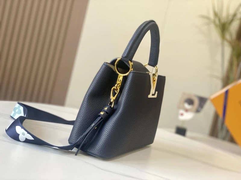 LV Capucines Bags 4081B-0425