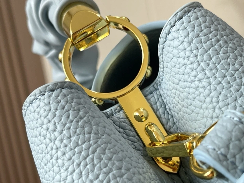 LV Capucines Bags 4081B-0428