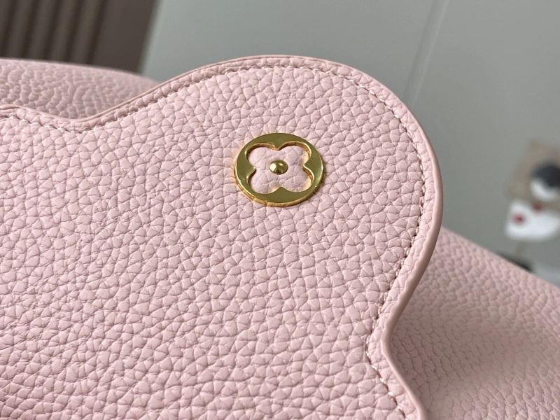 LV Capucines Bags 4081B-0429