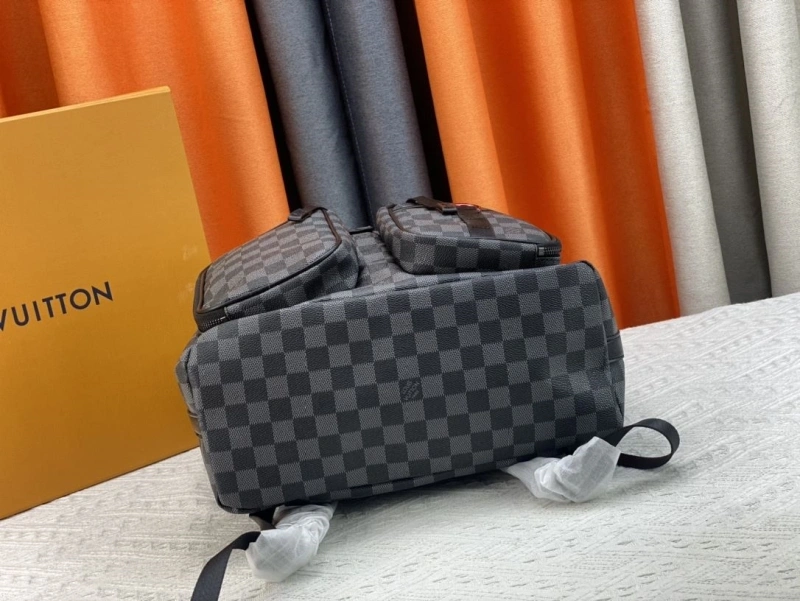LV Backpacks 4081B-0491
