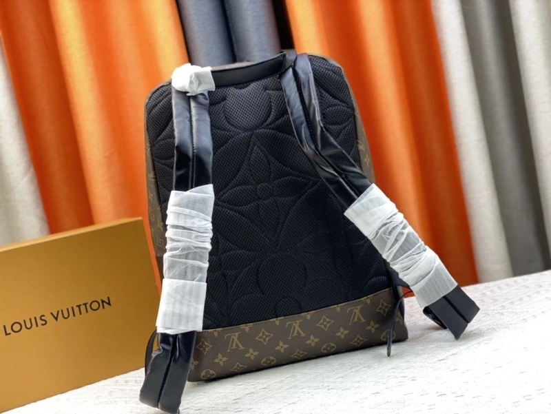 LV Backpacks 4081B-0498