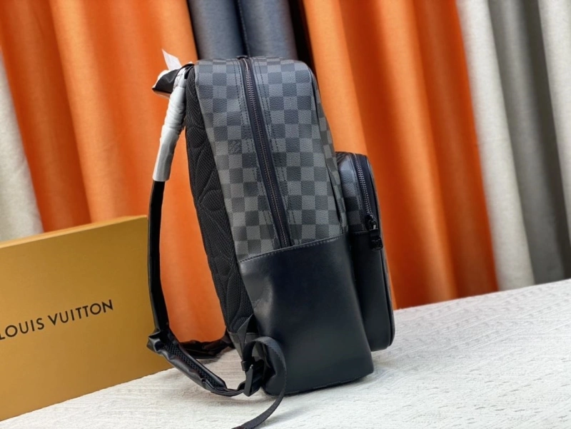 LV Backpacks 4081B-0499