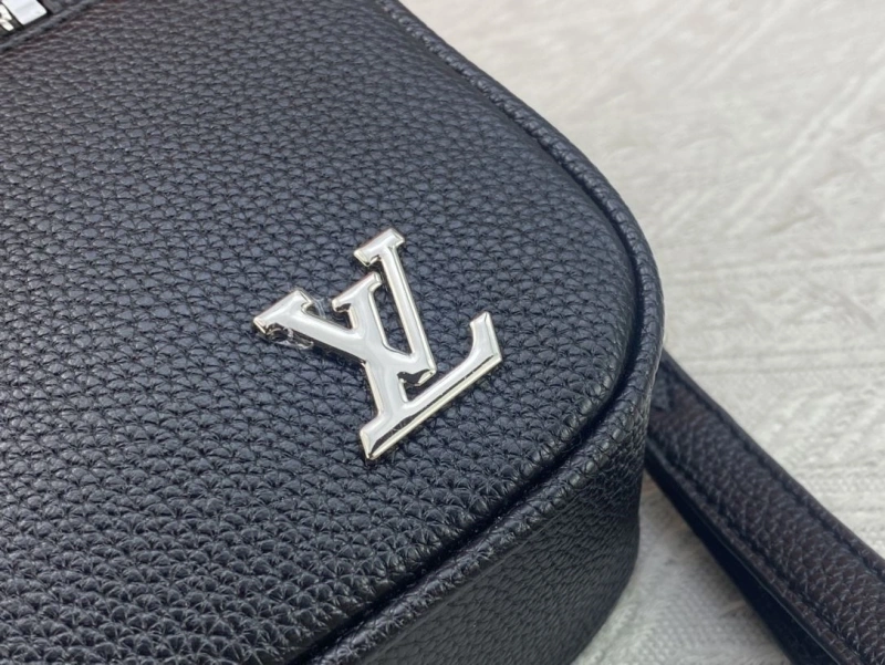 LV Clutch Bags 4081B-0517