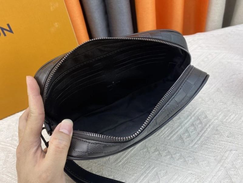 LV Clutch Bags 4081B-0518