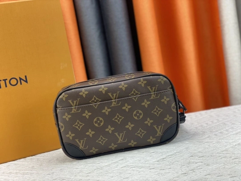 LV Clutch Bags 4081B-0522