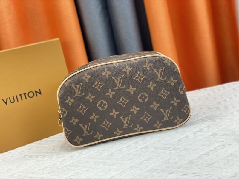 LV Cosmetic Bags 4081B-0531