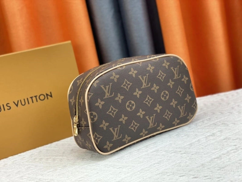 LV Cosmetic Bags 4081B-0531