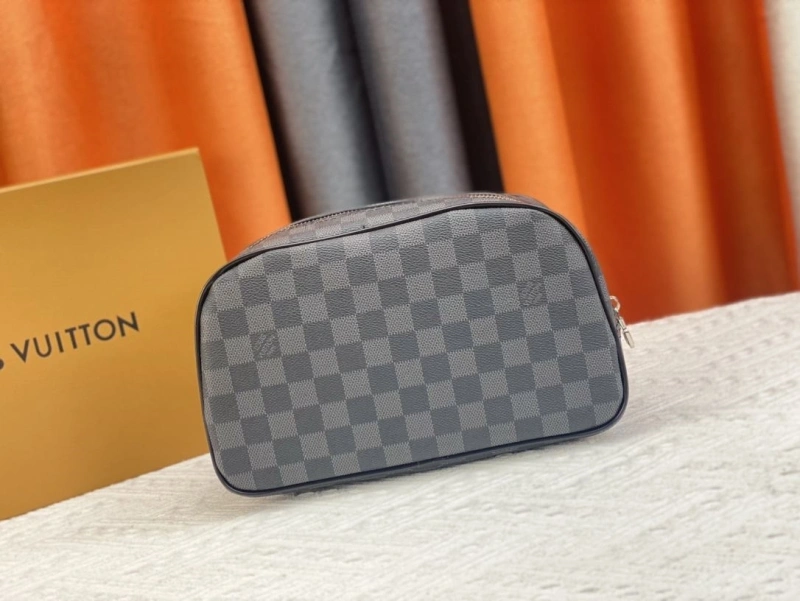 LV Cosmetic Bags 4081B-0532