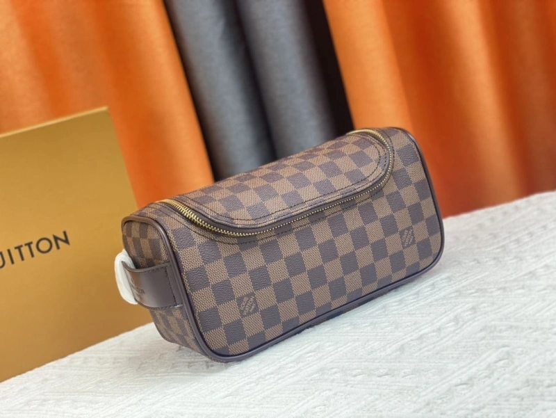 LV Cosmetic Bags 4081B-0536