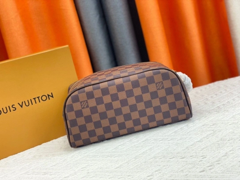 LV Cosmetic Bags 4081B-0538