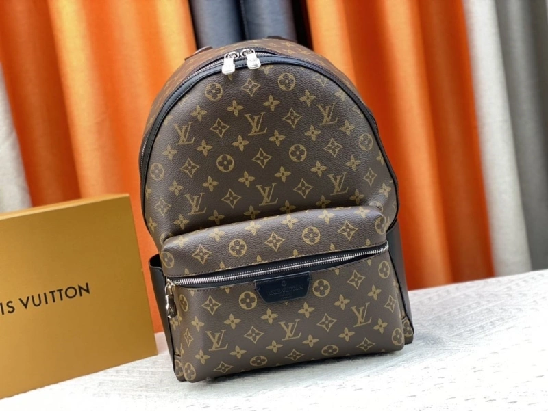 LV Backpacks 4081B-0562