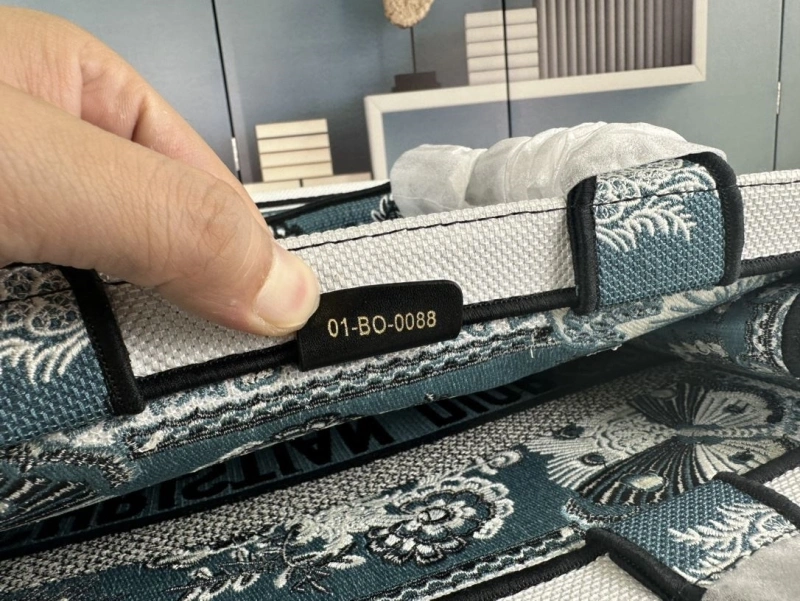 Dior Shopping Bags 4081B-1613