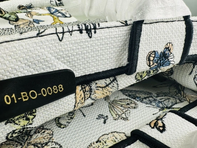 Dior Shopping Bags 4081B-1616