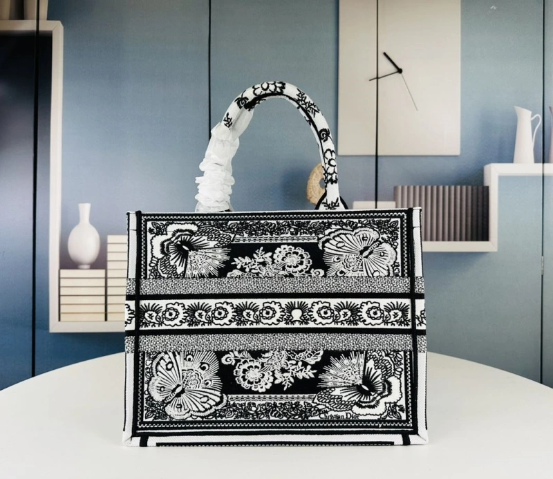 Dior Shopping Bags 4081B-1617