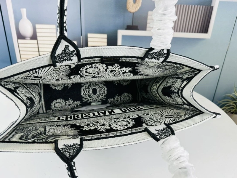 Dior Shopping Bags 4081B-1618