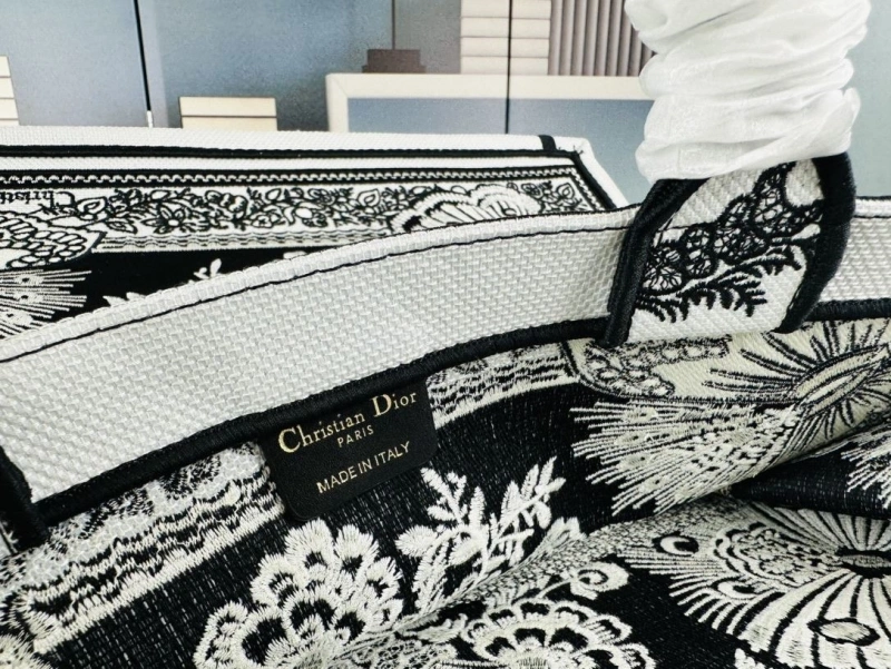 Dior Shopping Bags 4081B-1618